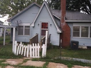 258 Bank St, Gasconade, MO 65061