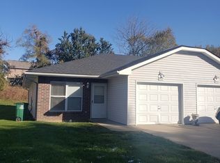 9024 E 85th Ter, Raytown, MO 64138