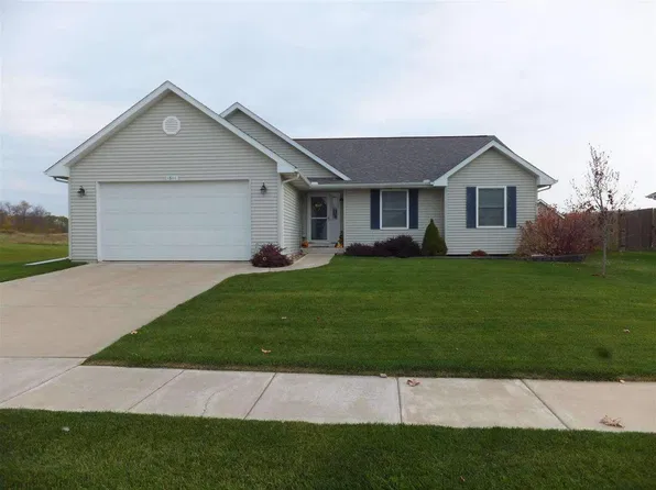 1511 E 6th St, Coal Valley, IL 61240