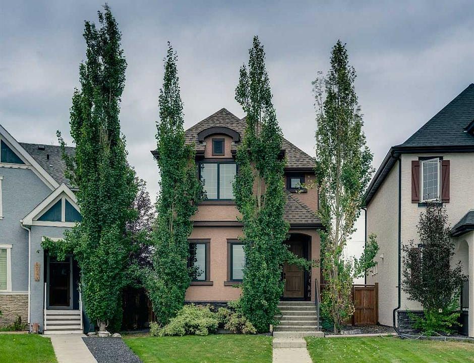 1st image of 360 S Marquis Hts SE