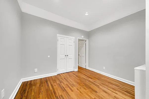 Rented by Cooper & Cooper Real Estate | media 7