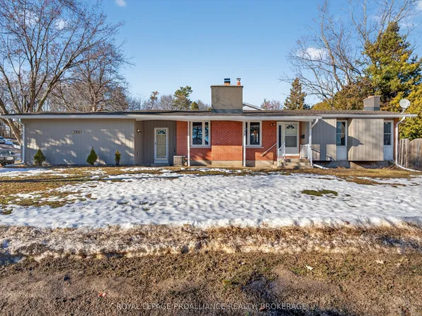 784 Safari Dr, Kingston, ON K7M 6Z5