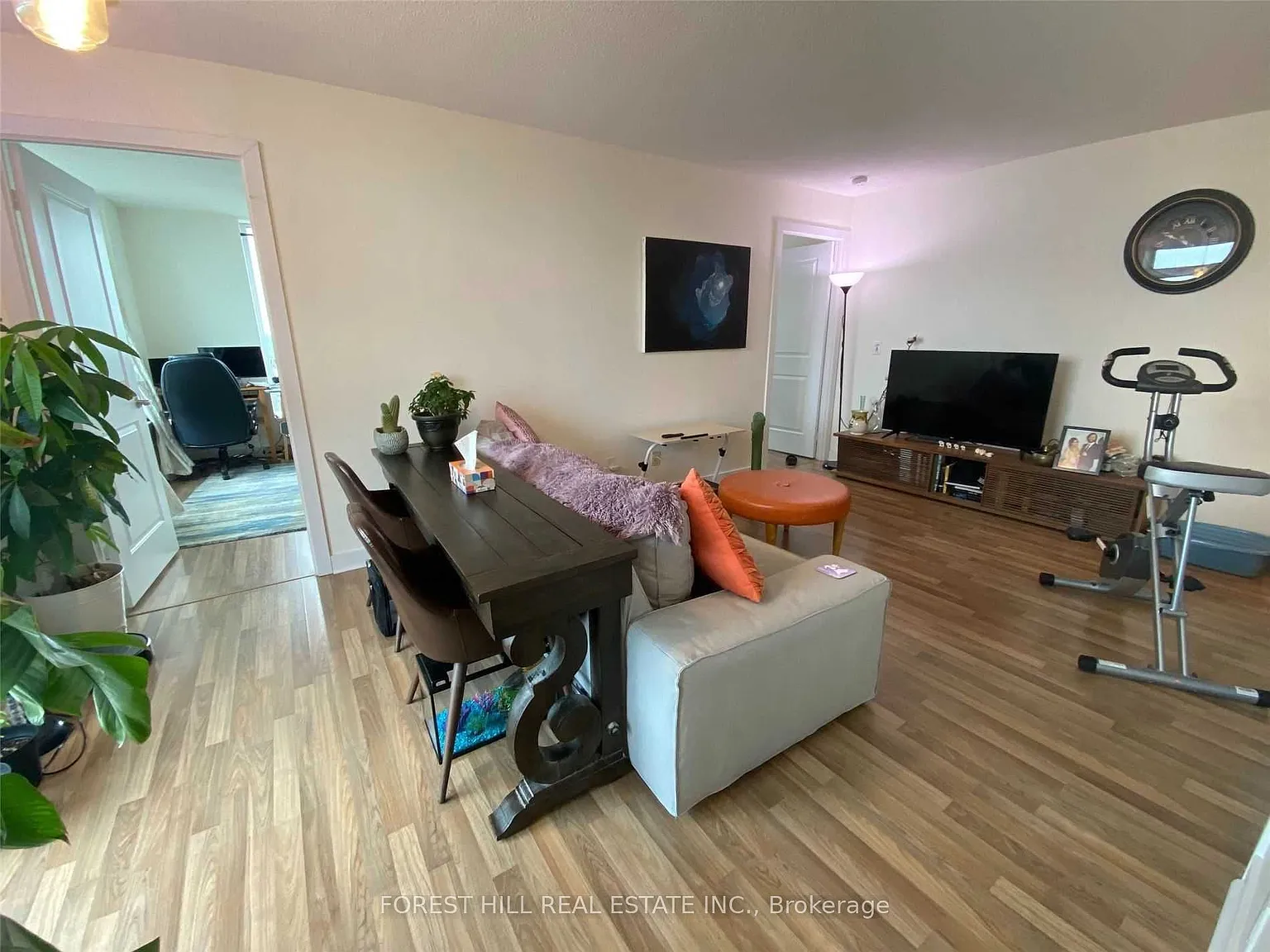 50 Lynn Williams St — Photo 4