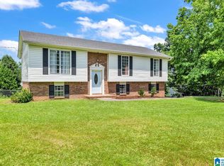 101 Pinehurst Rd, Trussville, AL 35173