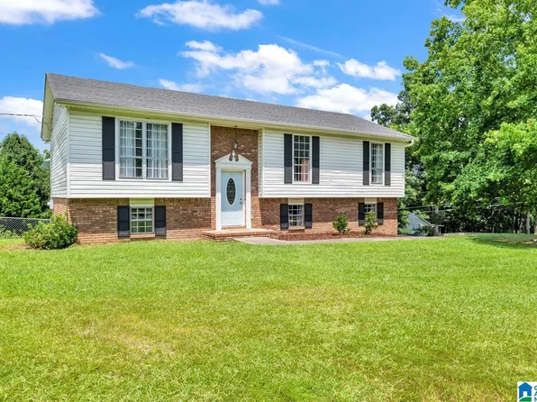 101 Pinehurst Rd, Trussville, AL 35173