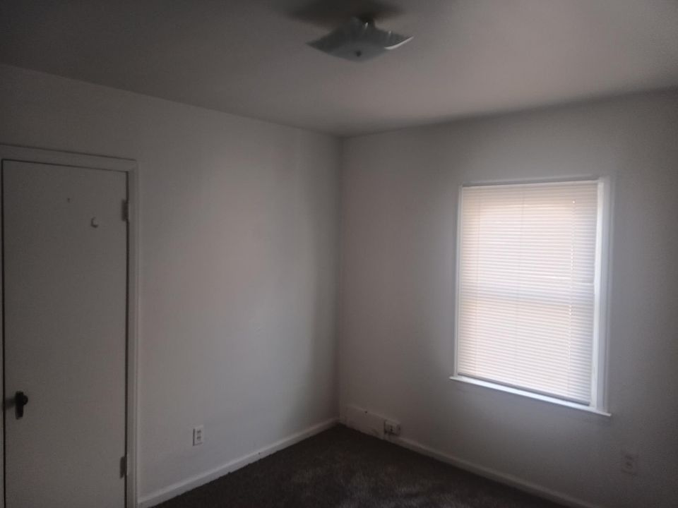 1st image of 931 Lincoln Ave