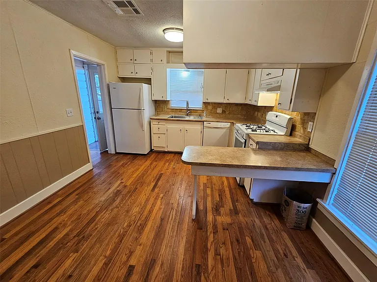 603 Landrum Ave — Photo 4
