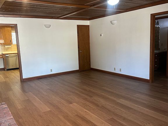 Living room to the kitchen