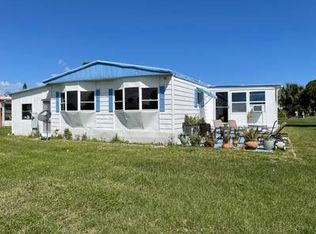 21 Madrid Ln, Pt Saint Lucie, FL 34952