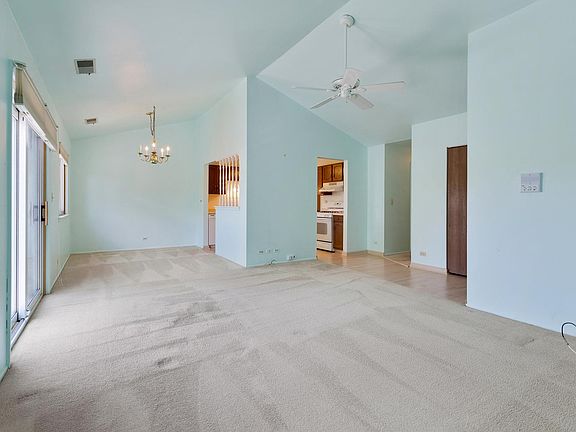 5th image of 603 Berkley Ct Unit X2
