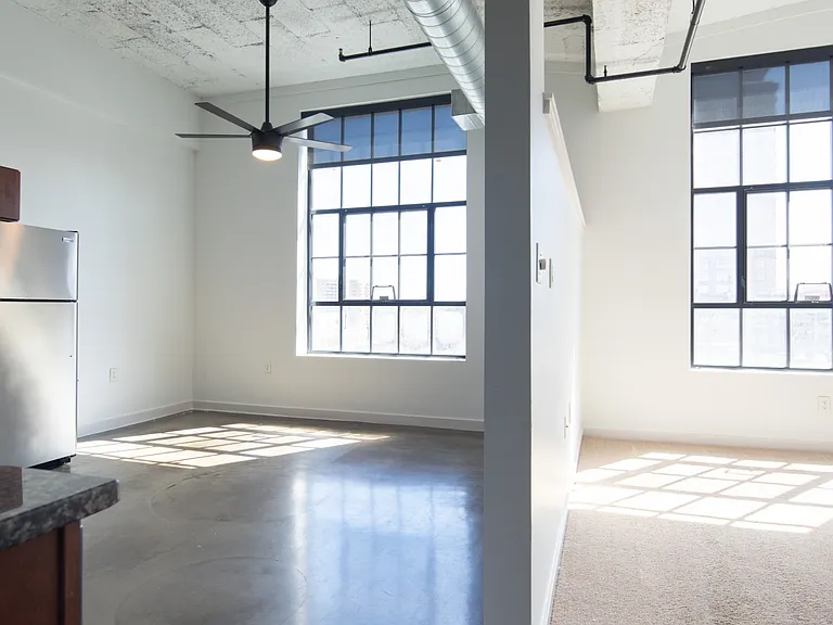 Riverview Lofts — Photo 12