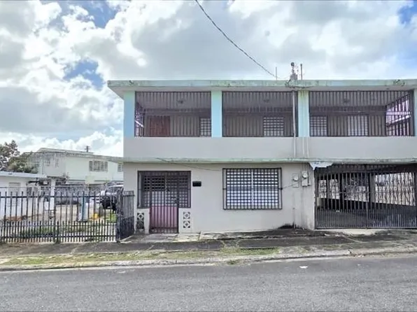 62 Criatobal Colon Br, Toa Baja, PR 00949