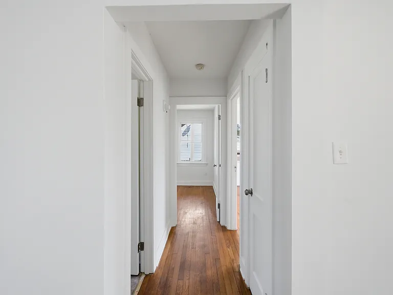 302 Marlin Dr — Photo 5