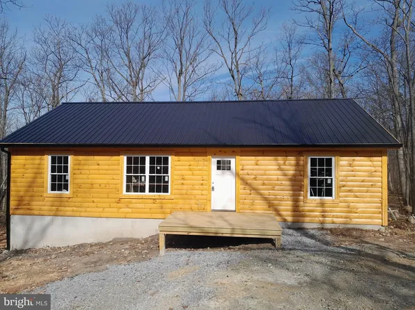 825 Wildwood Ln, Shenandoah, VA 22849