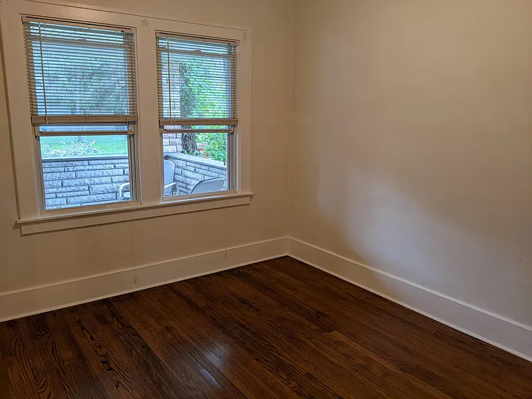 21344 Seminole St — Photo 7