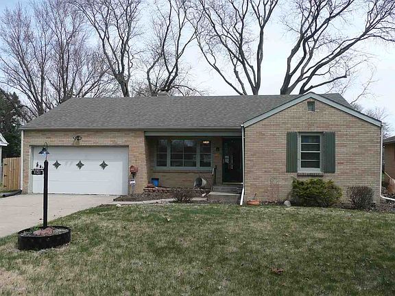 2nd image of 1131 Sterling Dr