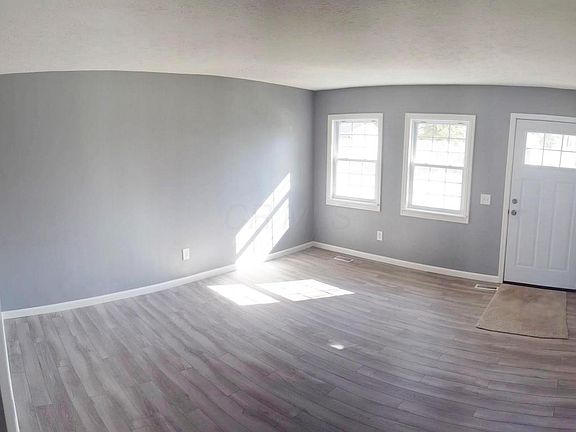 5th image of 8766 Hubbard Dr S
