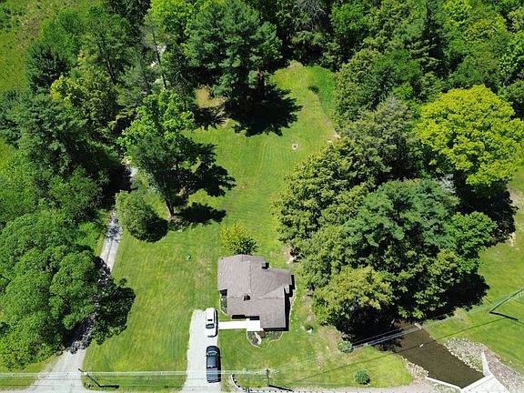 2nd image of 615 Lambertsville Rd