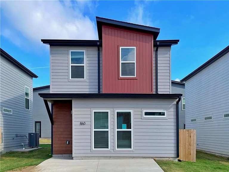 860 Ventnor Ave — Photo 1