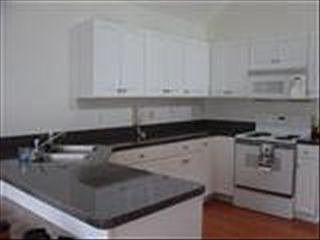 4th image of 261 Steeplechase Dr Unit Bl 9 Un 9