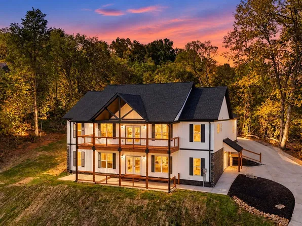 106 Walk In The Trees Dr, New Market, TN 37820