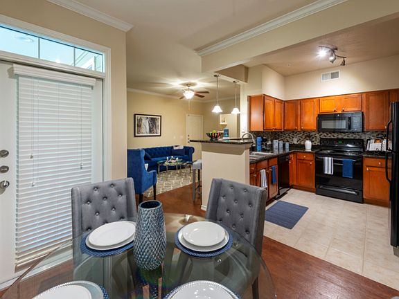 5th image of 2855 Commercial Center Blvd #214
