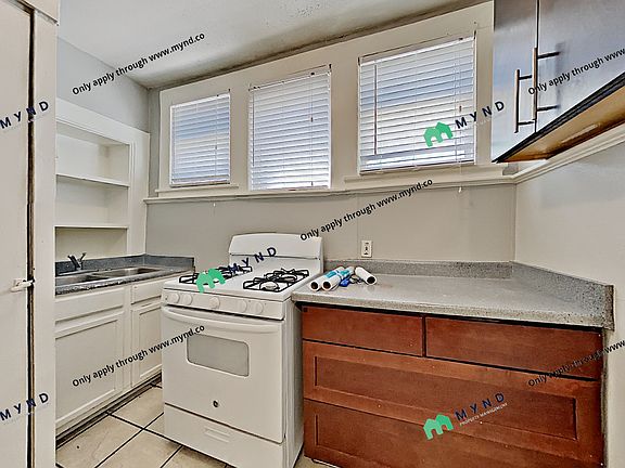 3rd image of 501 W Woodlawn Ave #509
