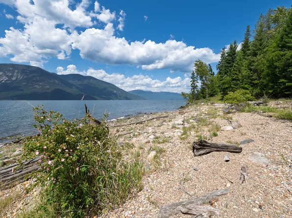 3A Highway 13635, Boswell, BC V0B 1A4