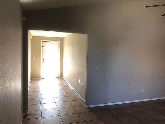 3rd image of 4051 E Alder Ave