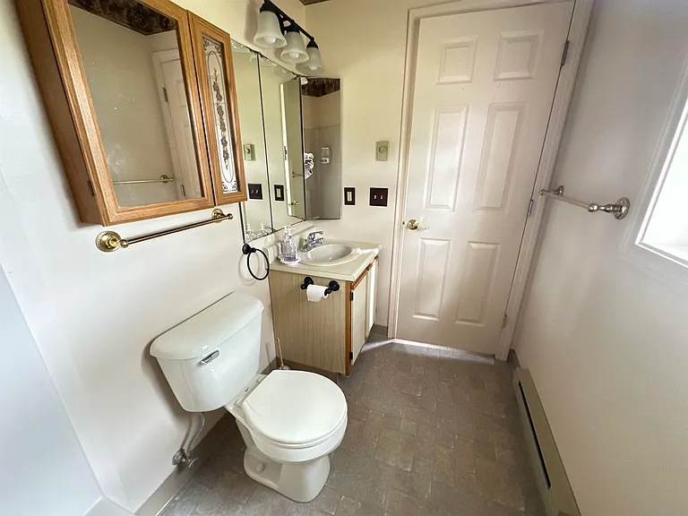 24 Witham St #1 — Photo 33