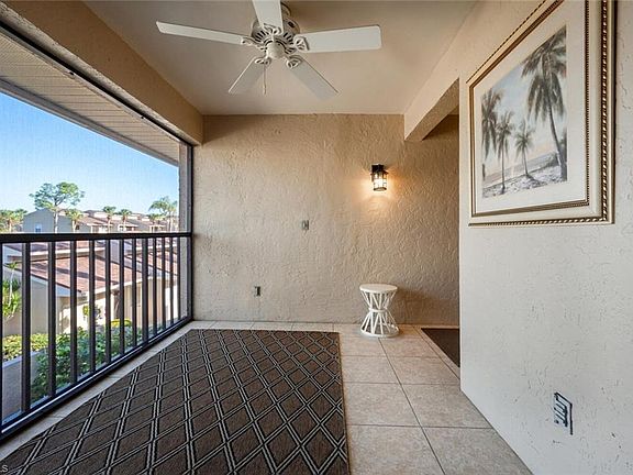 3rd image of 5278 Fox Hollow DR #609