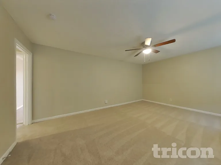 3842 Wesley Dr — Photo 15