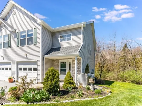 11 Meadow Ln, Hardyston Twp., NJ 07419