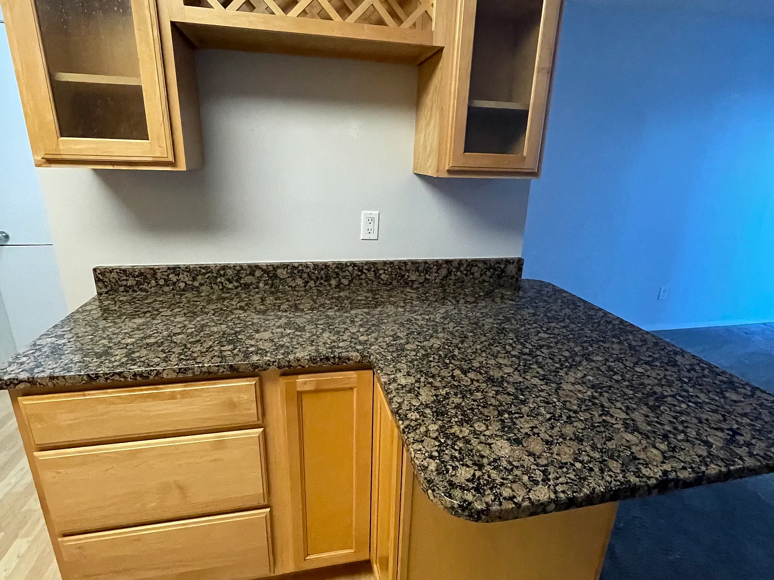 1 bed, 726 sqft, $1,400 — Photo 3