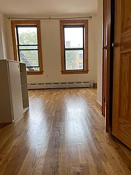 Rented by Peter Meskouris LREB