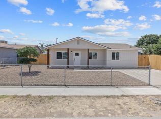 11456 Manzanita St, Armona, CA 93202