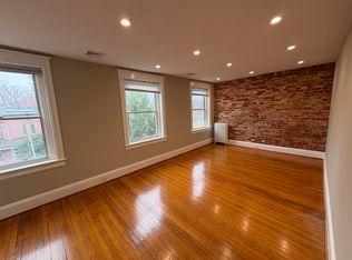 815 A St NE #3, Washington, DC 20002