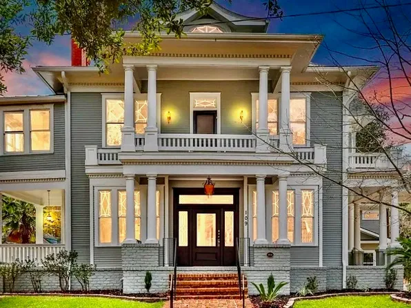 109 E 52nd St, Savannah, GA 31405