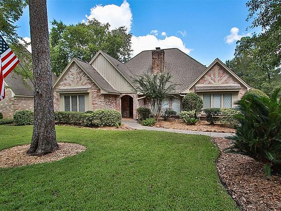 5th image of 15714 Winding Moss Dr