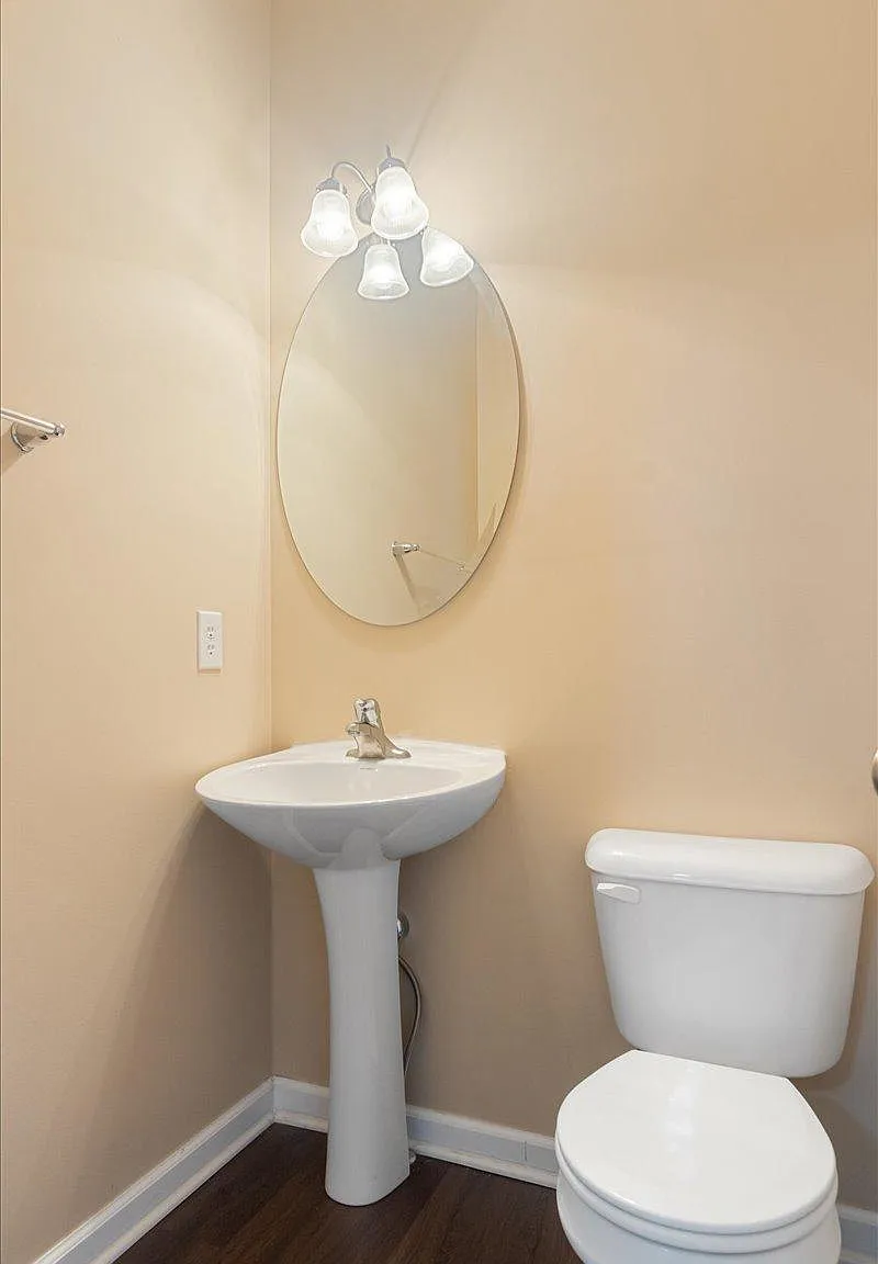 13310 Golden Gate Dr W — Photo 4