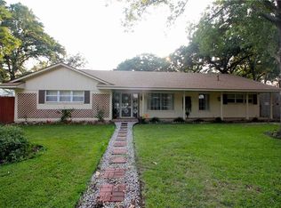 803 Tanglewood Dr E, Irving, TX 75061