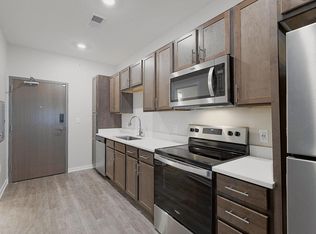 1740 Northwoods Dr, Lincoln, NE 68505