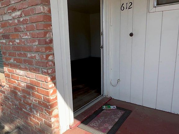 2nd image of 612 N Blackstone St
