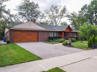 462 Ridge Rd, Highland Park, IL 60035