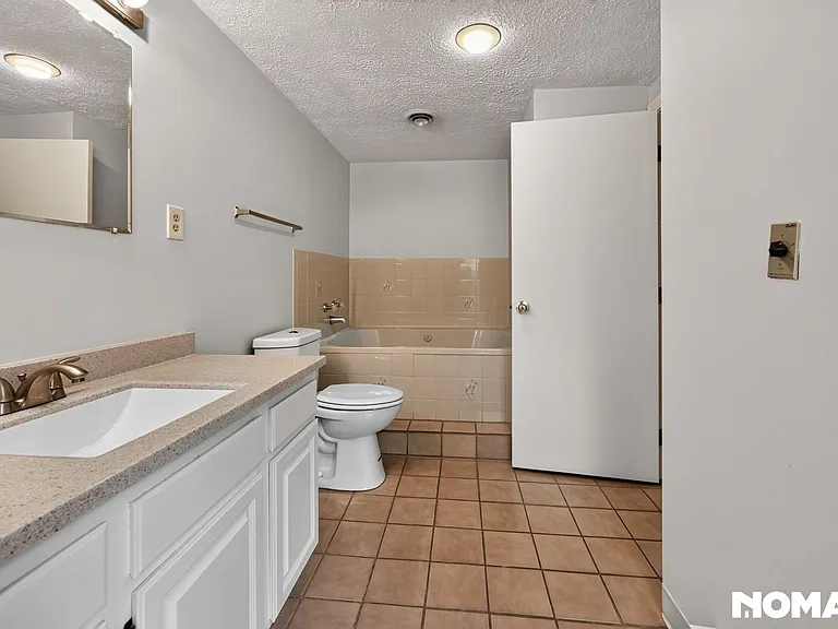 9 Voyagers Ln — Photo 27