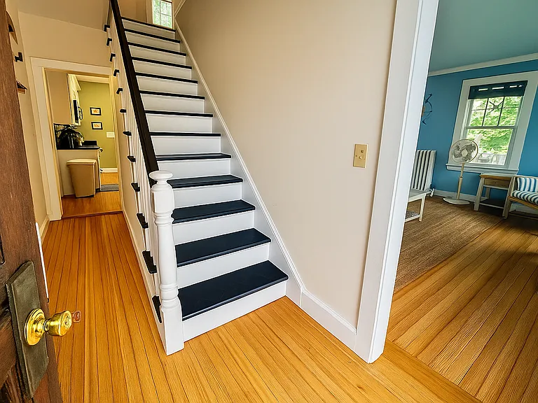 30 Lee Ave — Photo 5