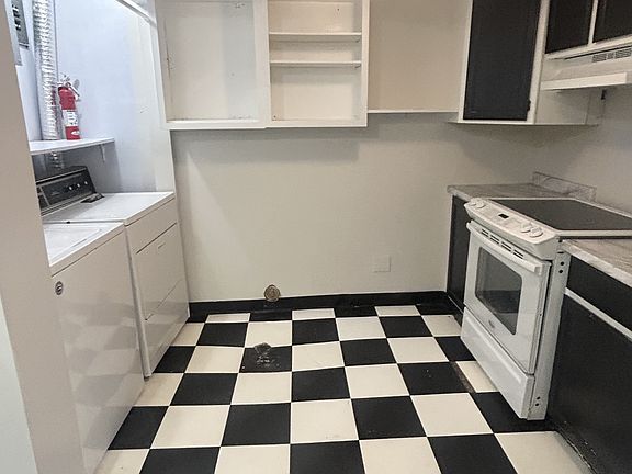 4th image of 1215 E 1700 S Basement 3