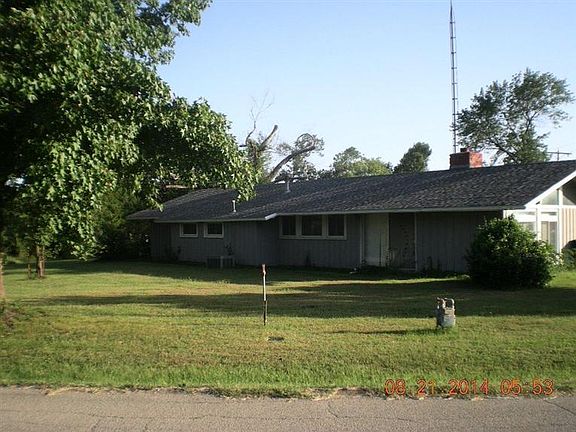 2nd image of 310 N Bradley St