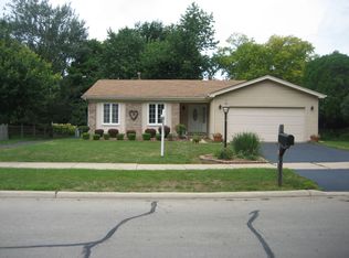 5S720 Park Meadow Dr, Naperville, IL