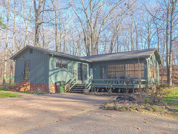 3rd image of 325 Woodland Dr